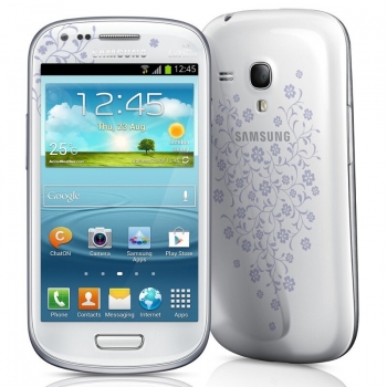Telefon Mobil Samsung Galaxy S3 Mini i8190 White La Fleur 4" 480 x 800 Super AMOLED Cortex A9 Dual Core 1.0GHz memorie interna 8GB Android 4.1 GT-I8190ZWZCOA