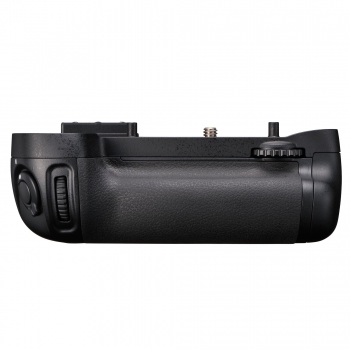 Grip Nikon MB-D15 pentru D7100 VFC00401