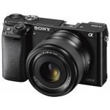Camera foto Sony A6000 Black + obiectiv SEL 16-50mm, rezolutie 24.3 MP, senzor Exmor APS HD CMOS, procesor BIONZ X, Wi-Fi si NFC, Autofocalizare cu detectia fazei in 179 puncte, ecran LCD TruBlack rabatabil 180 grade 3
