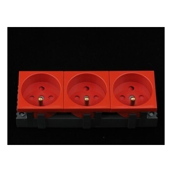 Netrack NBOX electric outlet with safety shutter 6mod 3x2P+Z, red
